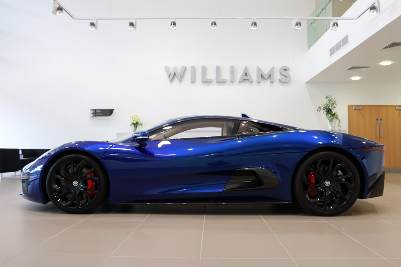Illustration for article titled Can James Bond Push The Jaguar C-X75 Into Production?